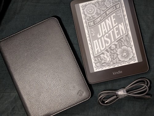 Kindle paperwhite 12 - kindle,