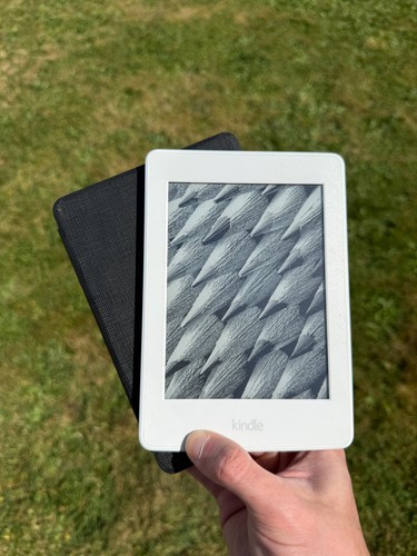 Amazon kindle paperwhite - amazon,